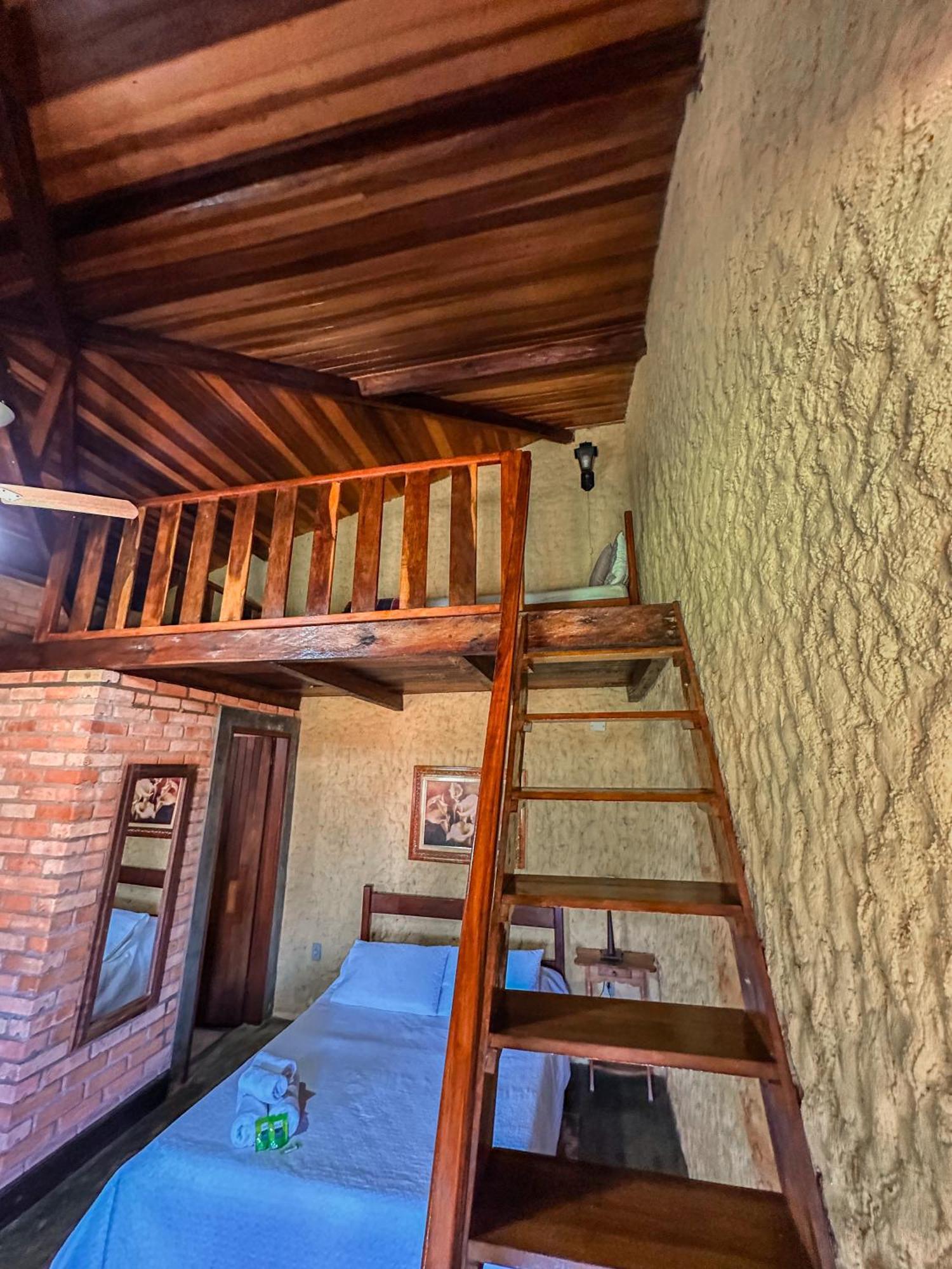 Pousada E Restaurante Casarao Паса-Куатру Экстерьер фото