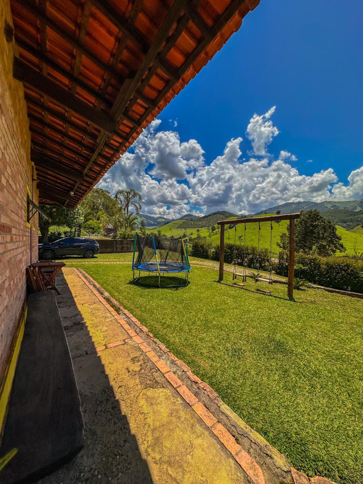 Pousada E Restaurante Casarao Паса-Куатру Экстерьер фото